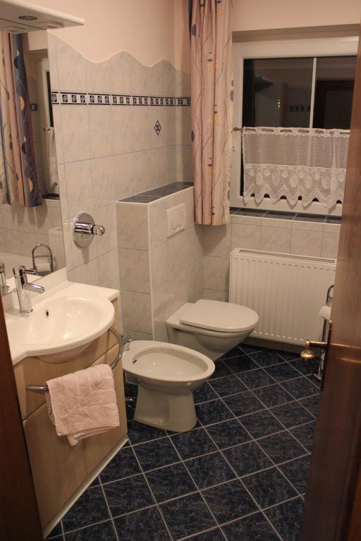 Ferienwohnung Lasshofer Санкт Михаел им Лунгау Екстериор снимка