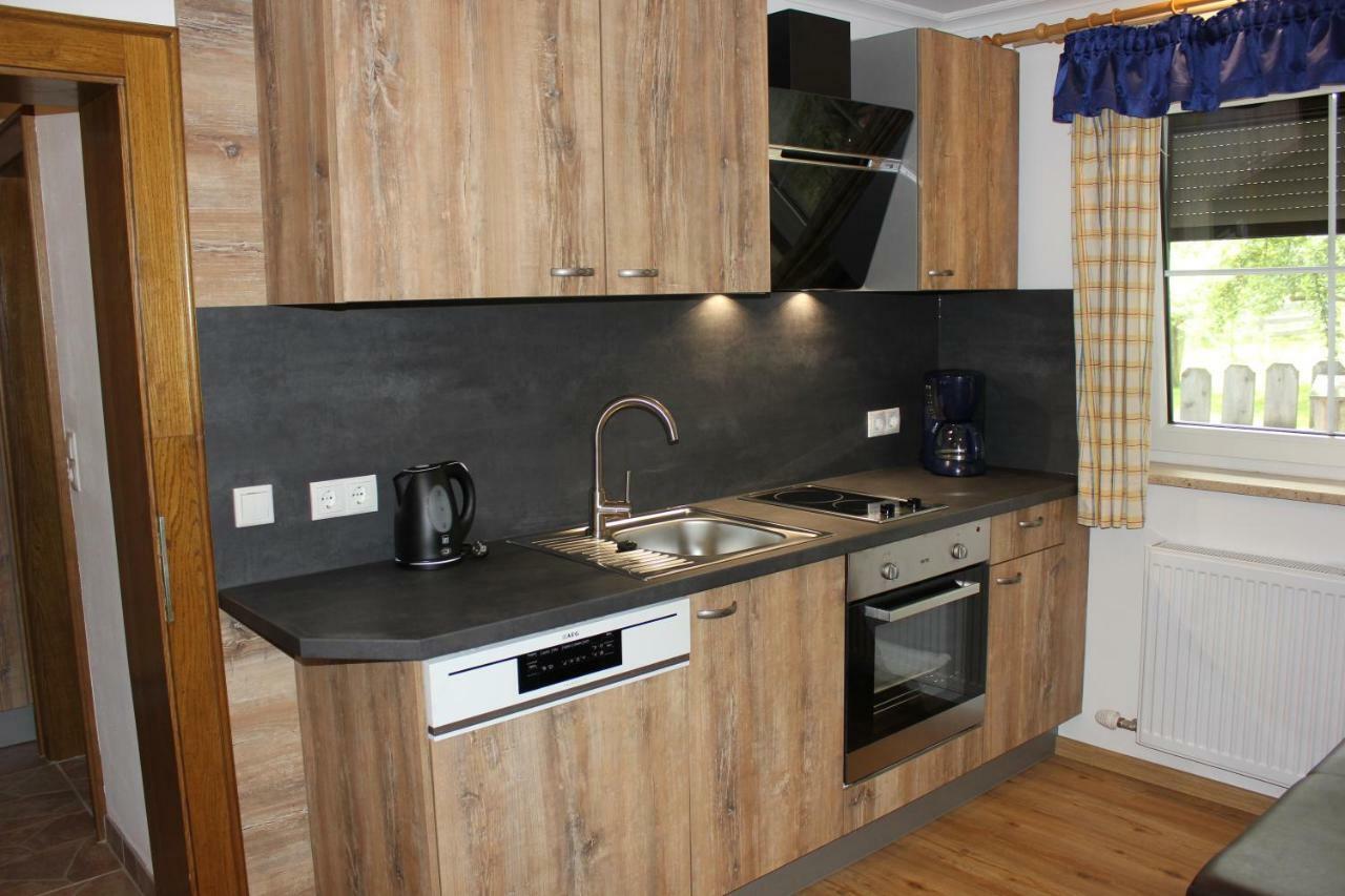 Ferienwohnung Lasshofer Санкт Михаел им Лунгау Екстериор снимка